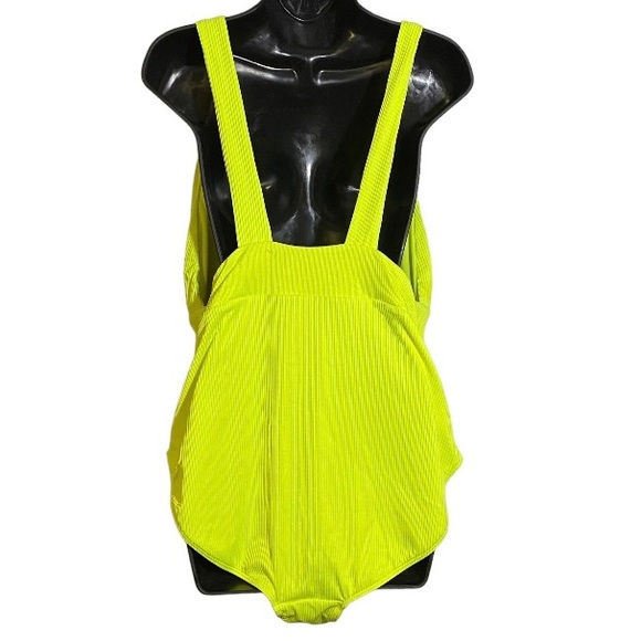 Coastal Waves Plunge Neckline Vibrant Yellow Swimsuit Women’s Size 3X - Picture 2 of 9